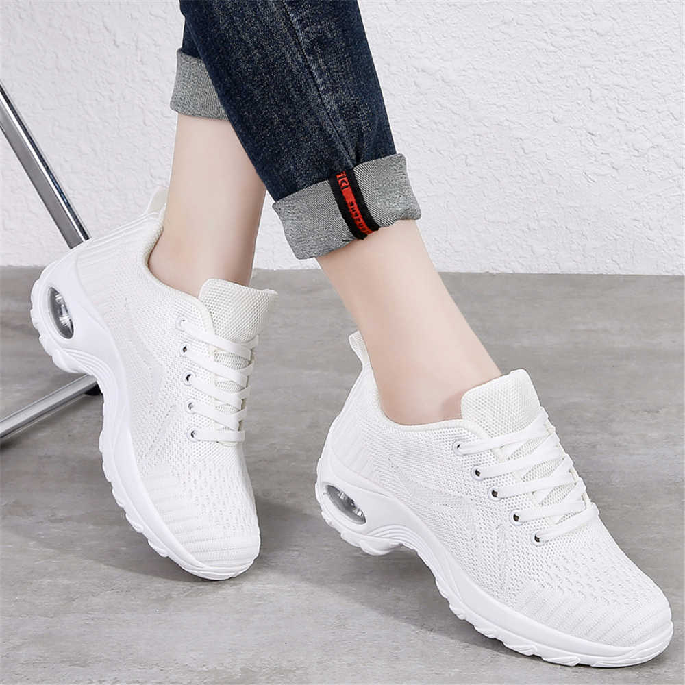 Zapatillas Deportivas de Tacón - Sewing Technology reseña y precio